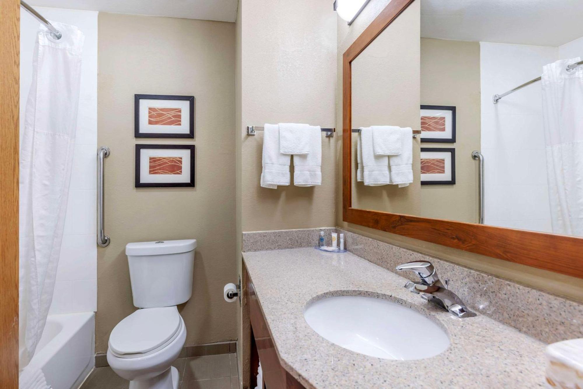 Comfort Inn Grain Valley Εξωτερικό φωτογραφία